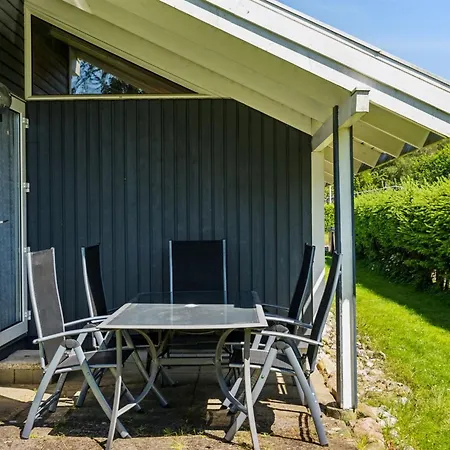Maini - 350m From The Sea By Interhome Feriehus *